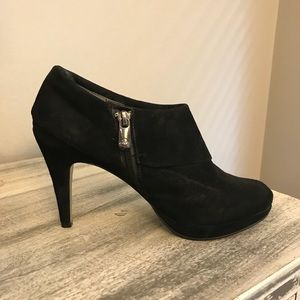 Adrienne Vitadini booty